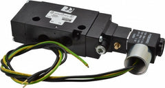 PARKER Parker B511ADH53C Solenoid Air Valve 4 Way 120 Vac