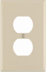 LEVITON Leviton Mfg Co R51-00PJ8-00I Midway Nylon Wallplate