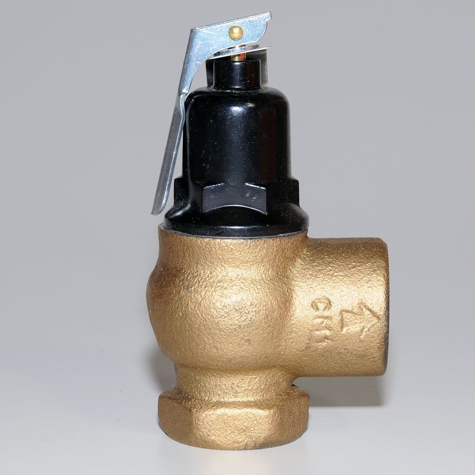 CASH-ACME Cash Acme 19497-0030 F-95 Pressure Relief Valve 30 PSI 3/4 x 1