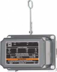 SCHNEIDER ELECTRIC Square D 9036GR1 Float Switch Dpst Nema 7 9 575 Vac