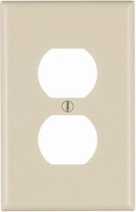 LEVITON Leviton Mfg Co 025-80503-00T Duplex Wallplate 20 Pack