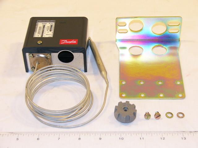 DANFOSS 060L5218 TEMPERATURE CONTROLS