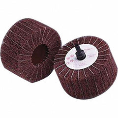 3M 3M 7000077963 Mounted Flap Wheel 120 Grit Aluminum Oxide