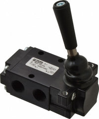 PARKER Parker 524811000 3-way 2-position Valve 1/4 Inch Npt