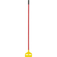 RUBBERMAID Rubbermaid FGH14600RD00 Fiberglass Clamp Jaw Mop Handle