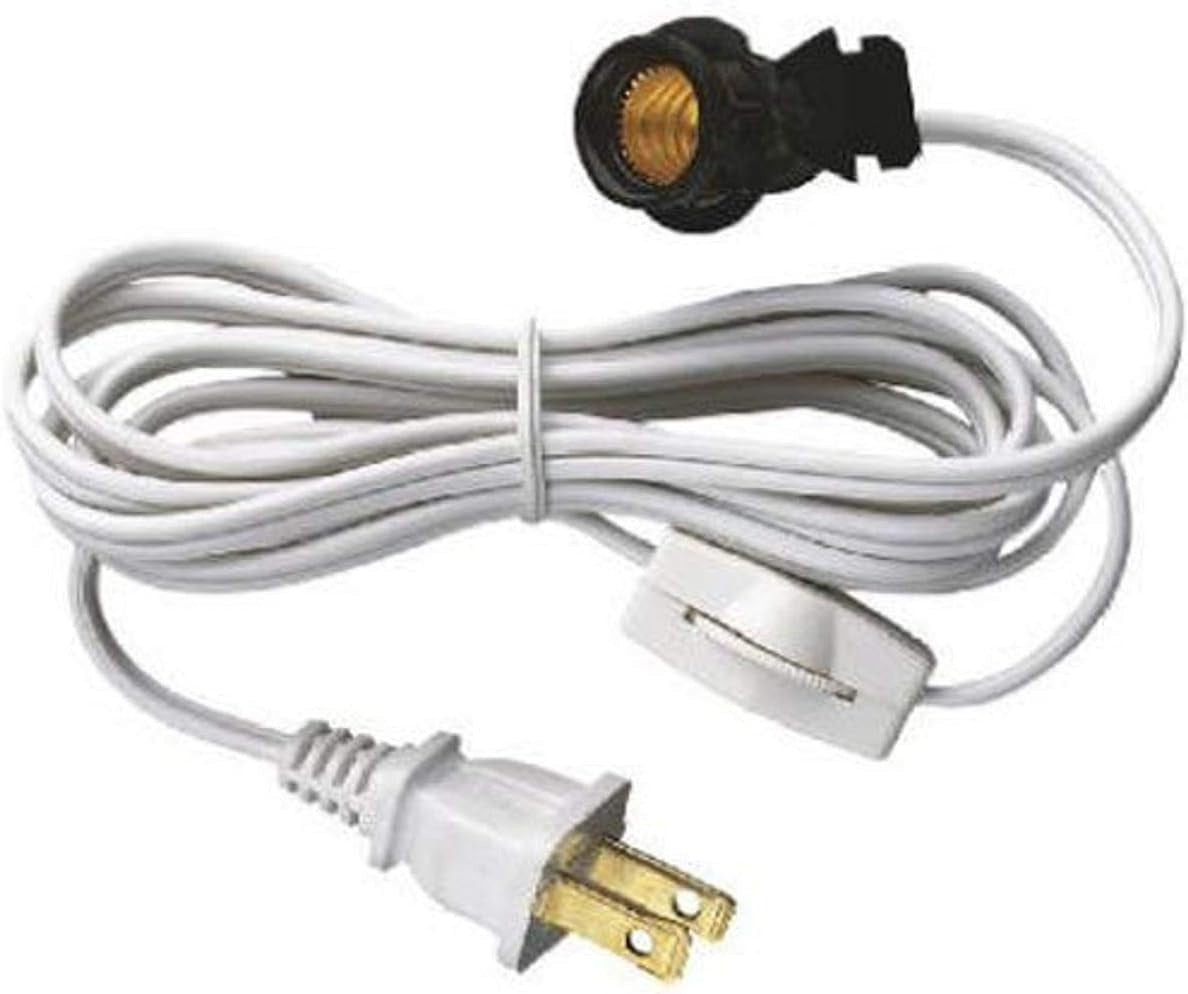 WESTINGHOUSE Westinghouse 70108 6-Foot Cord Set With Snap-In Pigtail Candelabra-Base Socket And Cord Switch 6 W (1-Pack) 7010800