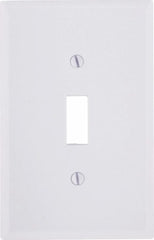 LEVITON Leviton Mfg Co 021-80501-00W Midway Toggle Wall Plate