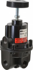 PARKER Parker R230-02E Air Regulator 1/4 in Npt 250 Psi