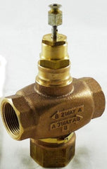 Honeywell V5011N2071 1 4 2-Way F-NPT Globe Valve