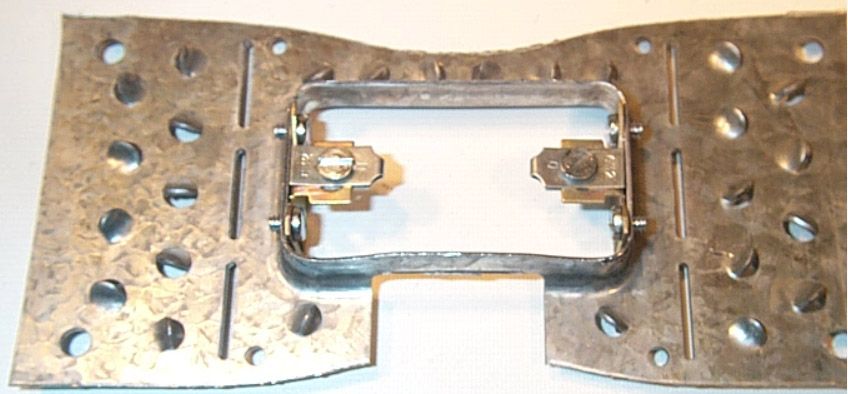 JOHNSON CONTROLS Johnson Controls T-4002-6038 Plaster Ground Plate for T-4000 Series Thermostats