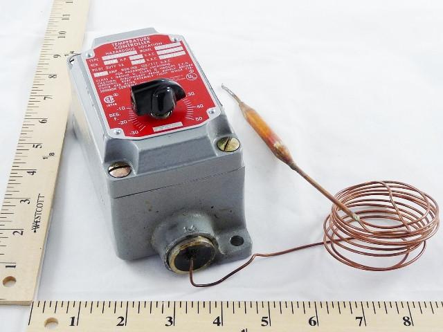 JOHNSON CONTROLS A19AUC-1 TEMPERATURE CONTROLS
