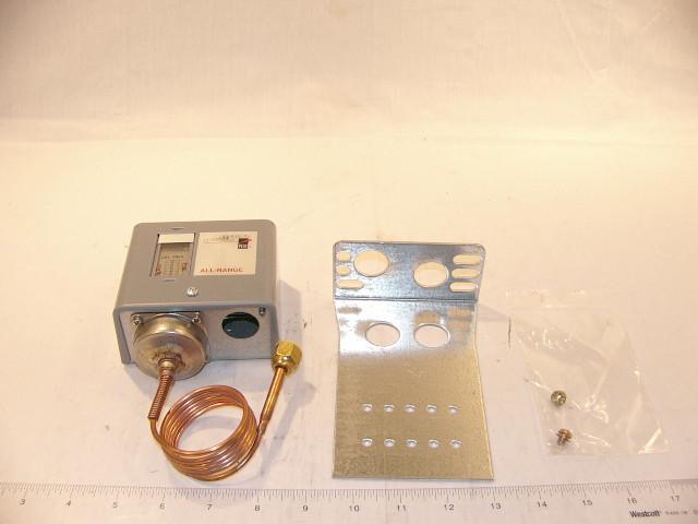 JOHNSON CONTROLS P70GA-2 PRESSURE CONTROLS