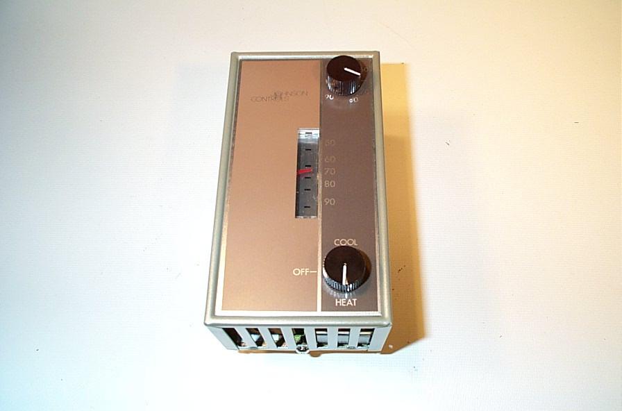 JOHNSON CONTROLS T22SEB-1 LINE VOLTAGE THERMOSTATS