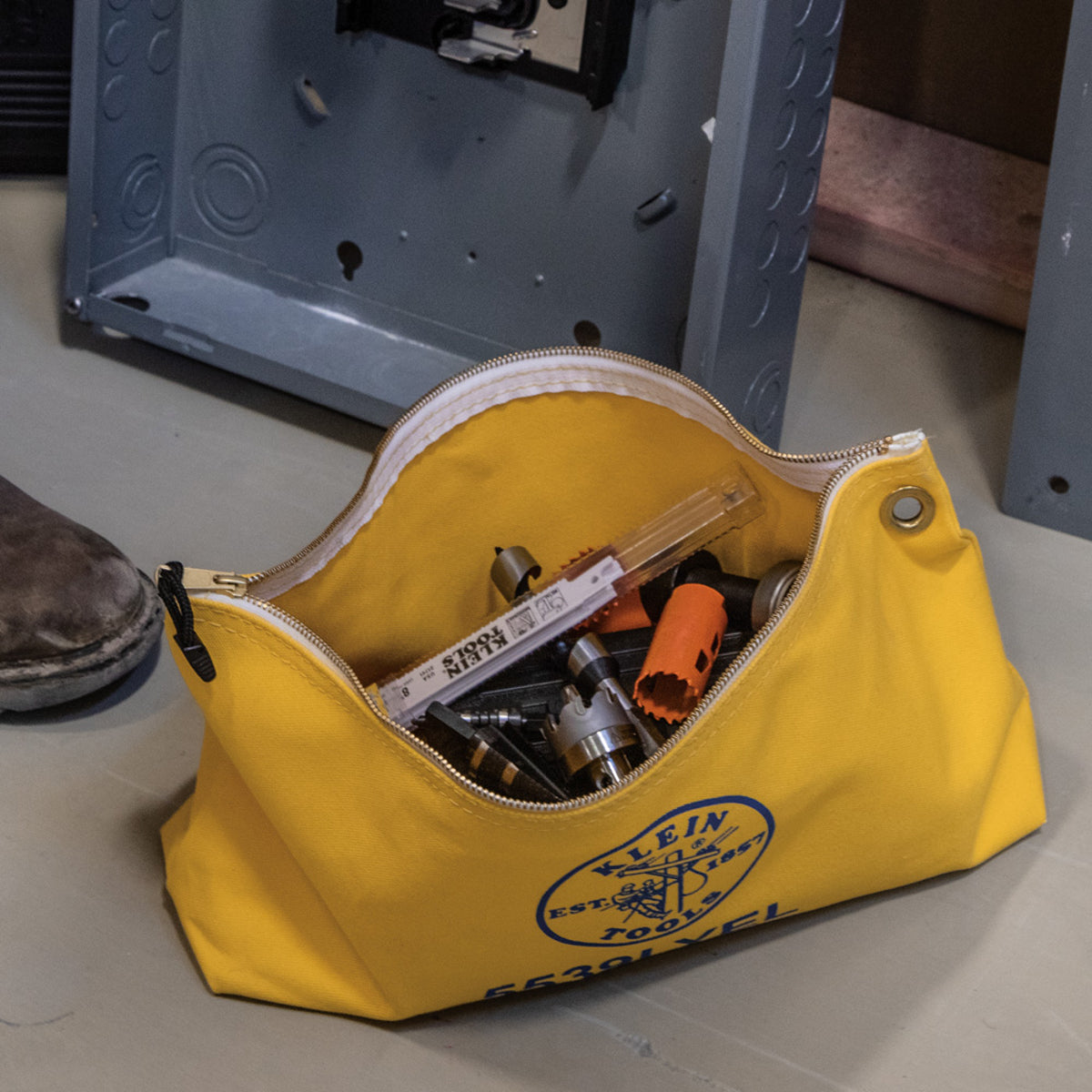 KLEIN TOOLS Klein Tools 5539LYEL Zipper Bag, Large Canvas Tool Pouch, 18-Inch, Yellow