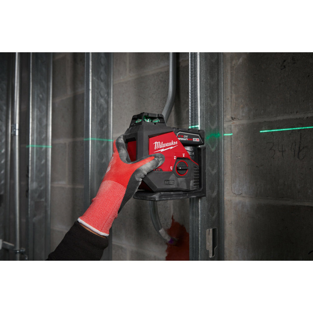 MILWAUKEE Milwaukee 3631-20 M12 Green 360 Single Plane Laser
