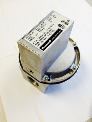 HONEYWELL V88J1022 GAS VALVES