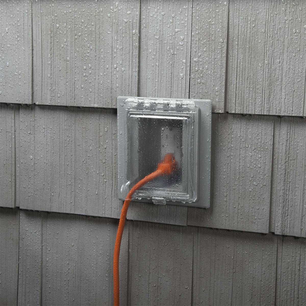 TAYMAC TAYMAC MR420CG Recessed In-Use Extra Duty Weatherproof Cover Clear