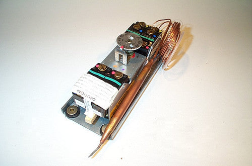 JOHNSON CONTROLS A36AHA-52 FAN CONTROL BOARDS