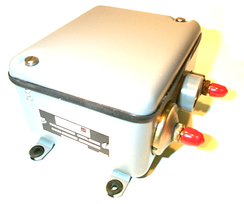 JOHNSON CONTROLS P70PE-6 THERMOSTATS