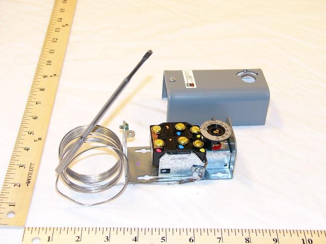 JOHNSON CONTROLS A28AA-83 TEMPERATURE CONTROLS