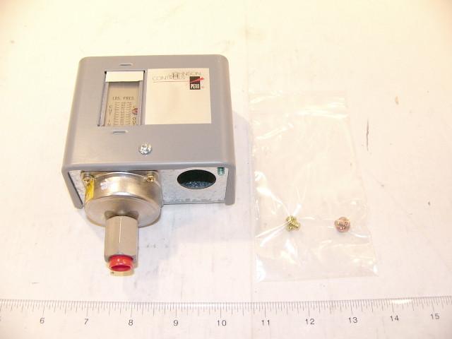 JOHNSON CONTROLS P70EA-9 THERMOSTATS