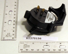 Goodman B1370156 Pressure Switch 1.40Wc SPST