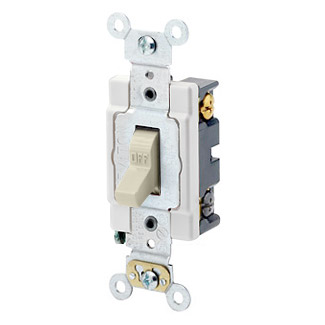 Leviton 1224-SI Toggle Switch 20 Amp 120/277 Volt 4-Way AC Quiet Switch