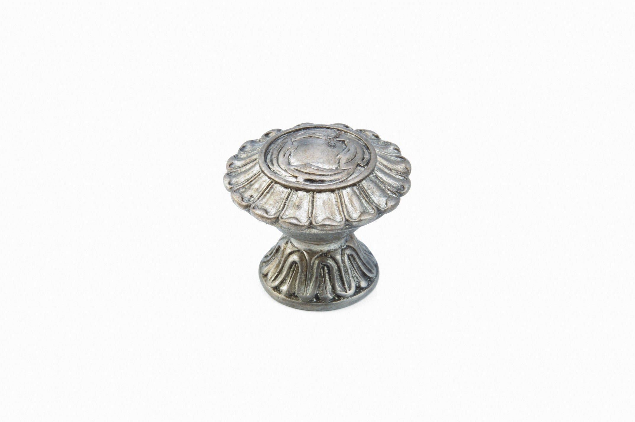 SCHAUB Schaub 936-MSL French Court Cabinet Knob Monticello Silver