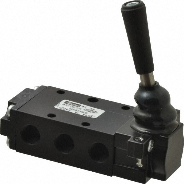 PARKER Parker 529831000 4-way 3-position Valve 1/4 Inch Npt