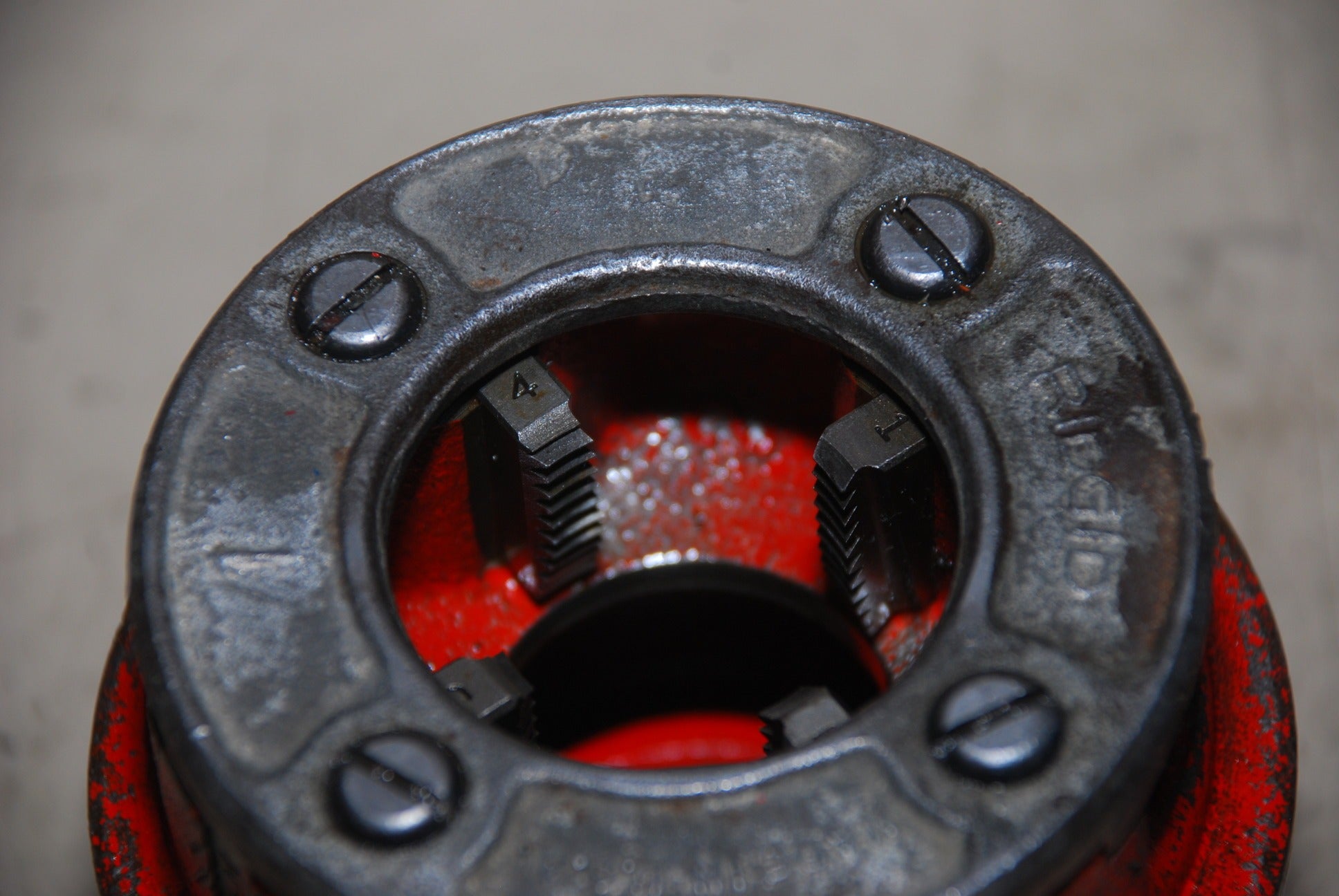 RIDGID Ridgid 37400 12-R Die Head 1 Inch Npt Right Thread