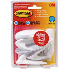 TRUE VALUE 17081VP-6ES Command 18-Count Medium Hook Pack