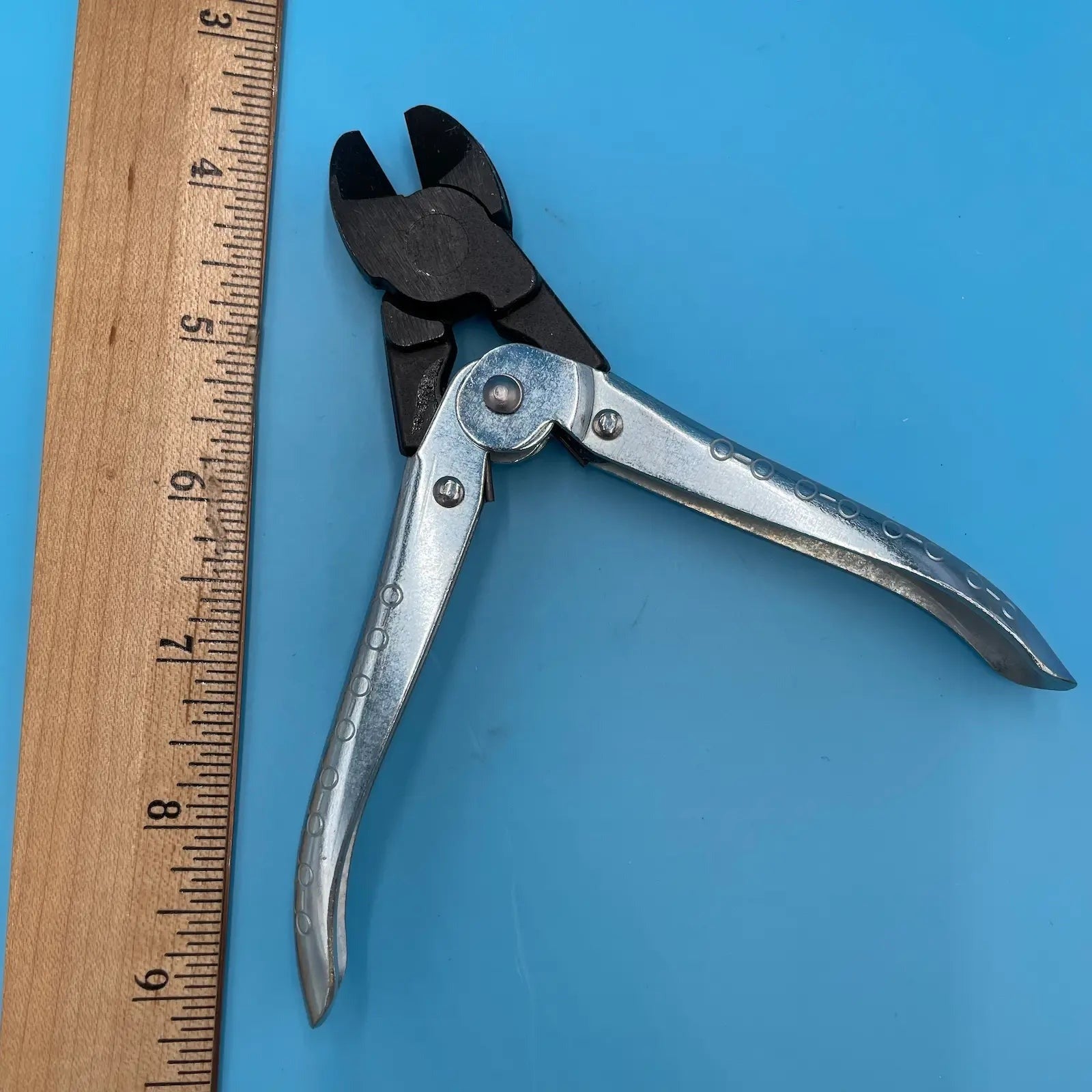 CS OSBORNE CS OSBORNE 299N-5-1/2 Diagonal Cutting Nippers