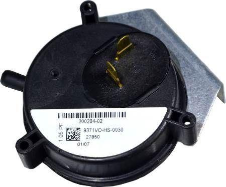 Goodman 20028402 SPST Pressure Switch for Goodman and Amana Furnaces