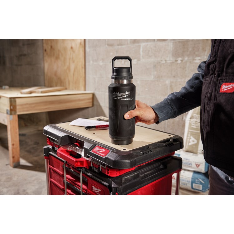 Milwaukee Tool 48-22-8397B Tumbler Insulated Bottle Packout 36oz with Chug Lid Black