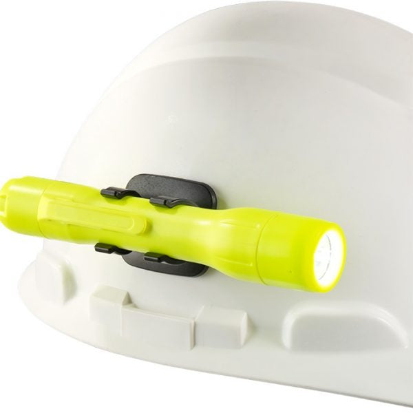 PELICAN Pelican 2315 Intrinsically Safe Flashlight 115 Lumens (2 AA)