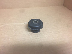 VIBRATION ISOLATOR MOUNT