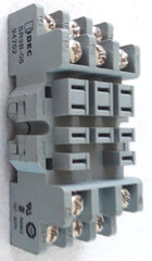 IDEC SR3B-05 Relay Socket 250V 11 Pin Screw Terminal DIN Rail Standard