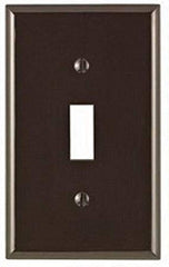 Leviton 80701 Wallplate 1-Gang 1-Pack Standard Size Brown