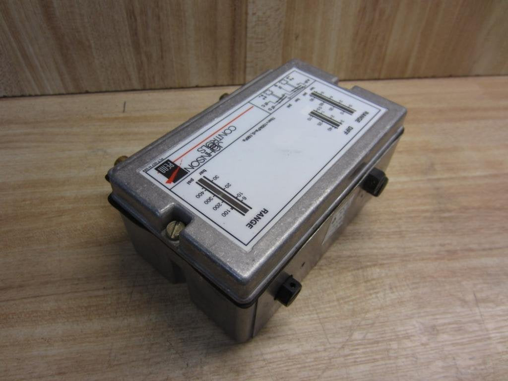 Johnson Controls P78LCA-9300 Dual Pressure Control