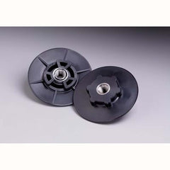 3M 7100080331 Disc Pad Hub Hard Black 4-1/2 in 5/8-11