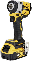 DeWalt DCF923P2 ATOMIC 20V MAX 3/8 in. Cordless Impact Wrench with Hog Ring Anvil Kit