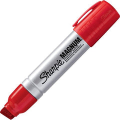 Sharpie 44002 Magnum Permanent Marker XL Chisel Tip Red