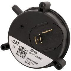 YORK S1-02435760000 0.67 Iwc Pressure Switch in Black