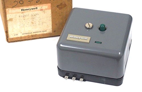 Honeywell RA890F1338 Protectorrelay Primary Control Rectification with Alarm Contacts 120 Vac