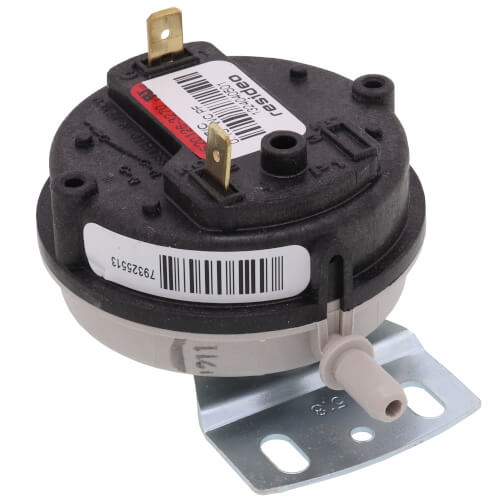 Trane CNT03520 SPDT Pressure Switch (-0.15 WC)