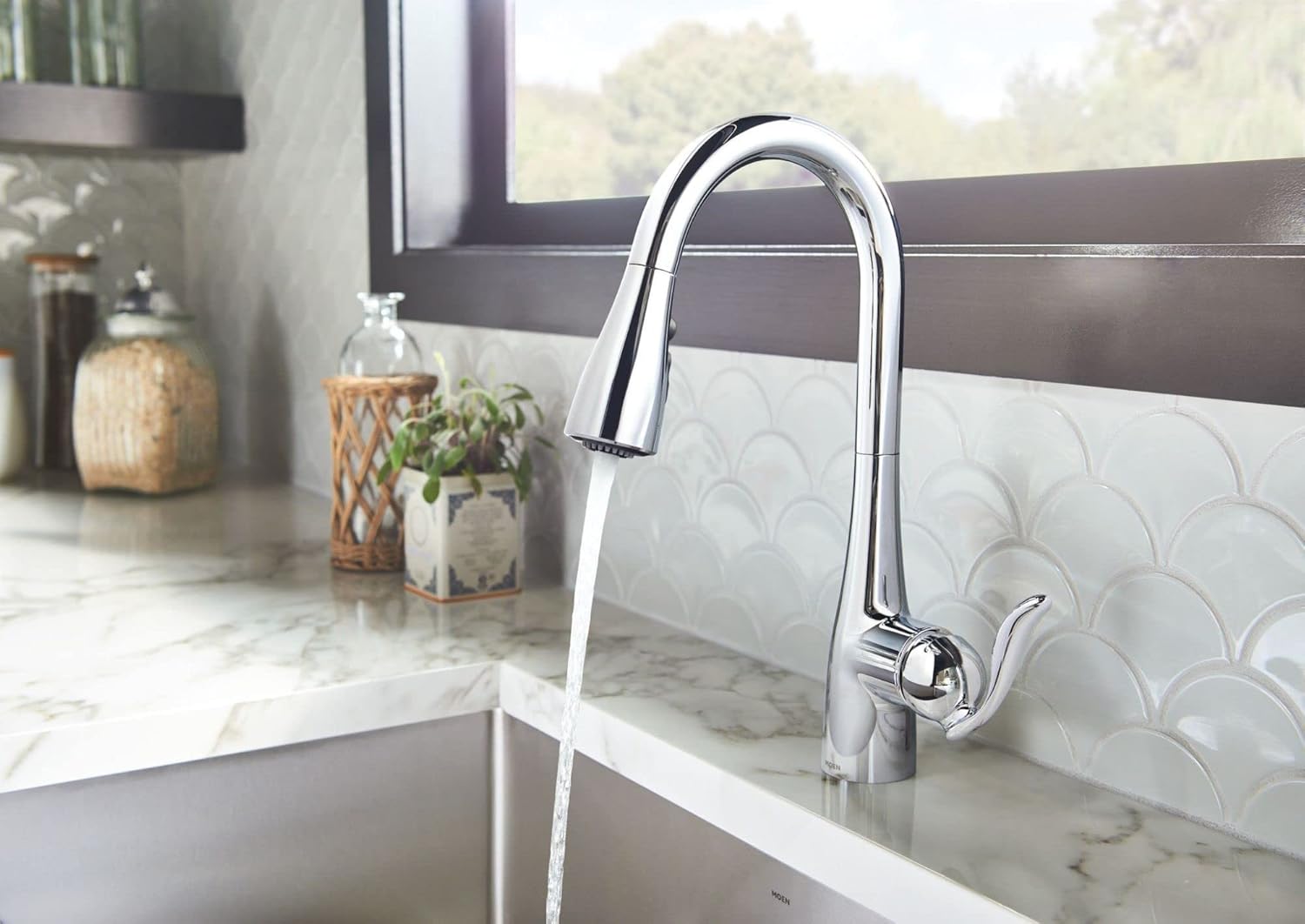 Moen 7594C Arbor Chrome One-Handle Kitchen Faucet with Pull Down Sprayer and Reflex