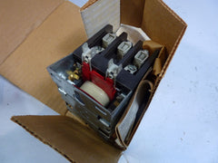 Honeywell R4214G1347 Contactor 40AMP 3Pole 120VAC