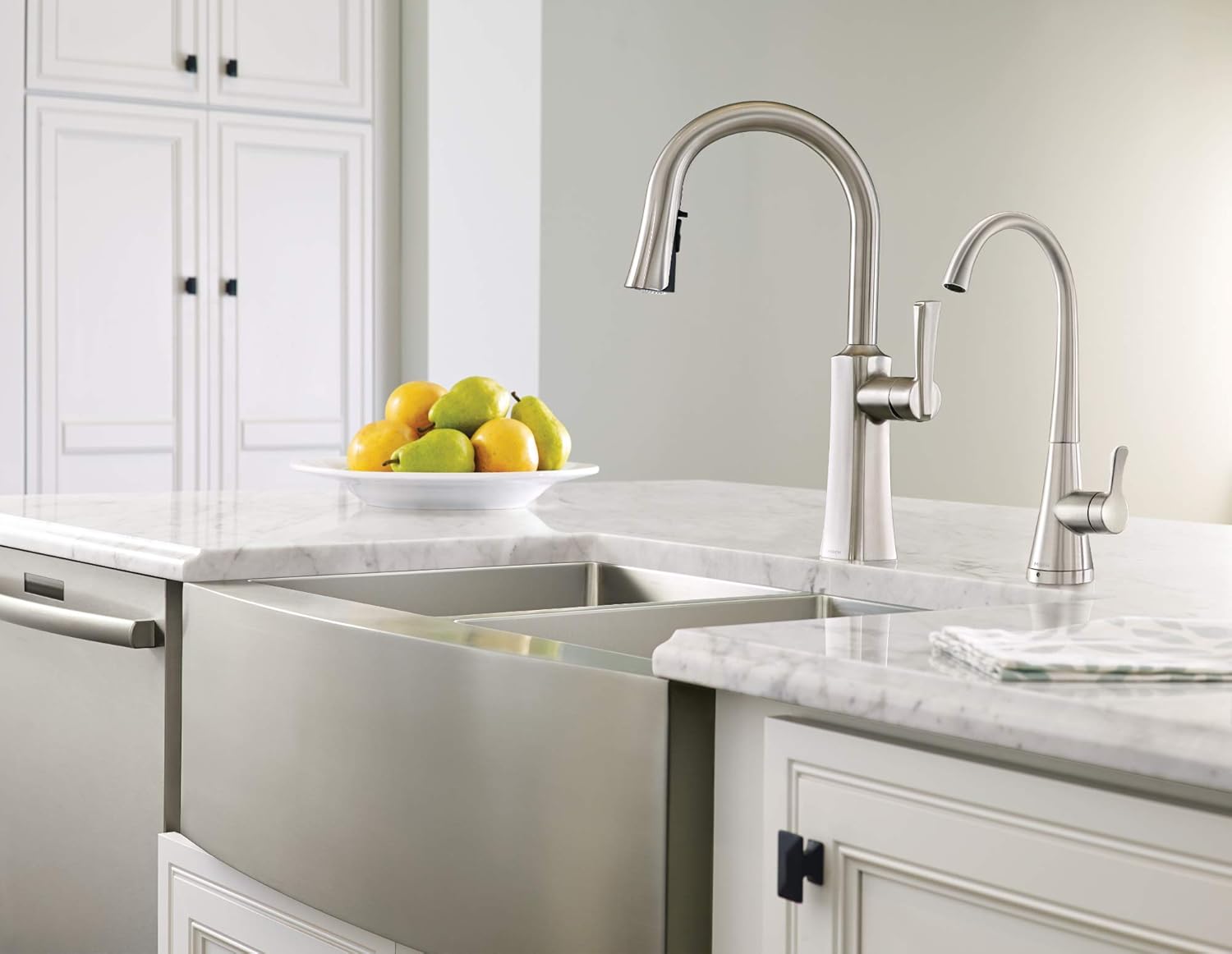 Moen S5520SRS Sip Transitional Cold Water Kitchen Beverage Faucet with Optional Filtration System Spot Resist Stainless