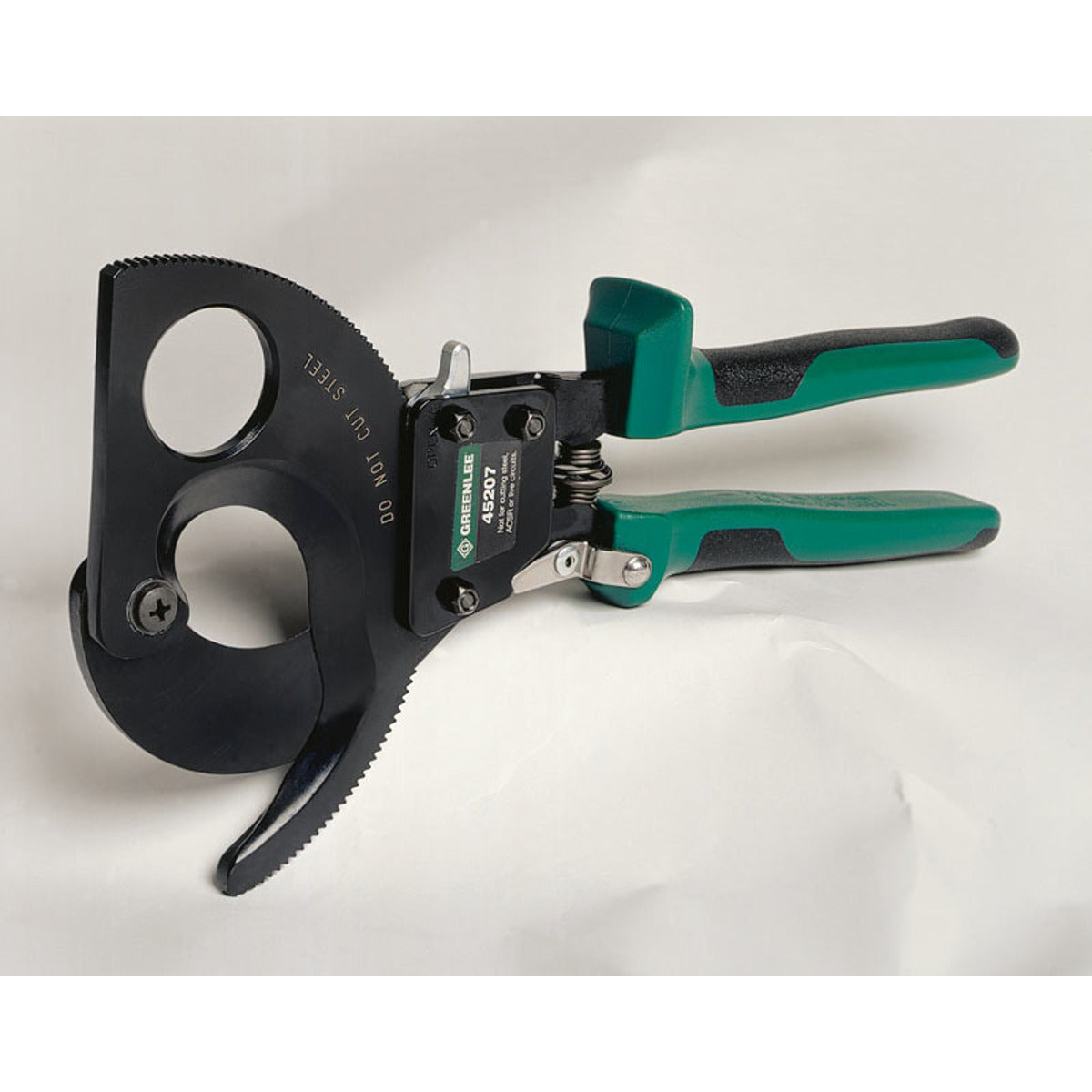 Greenlee 45207 11 750 MCM Copper Ratchet Cable Cutter