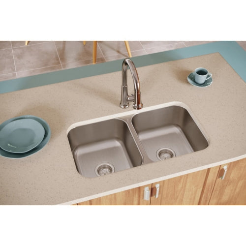 Elkay DCFU3118 Elkay 31-3/4 inch L x 18-1/4 inch W x 8 inch D 18 ga 300 Stainless Steel 2-Bowl Undermount Kitchen Sink